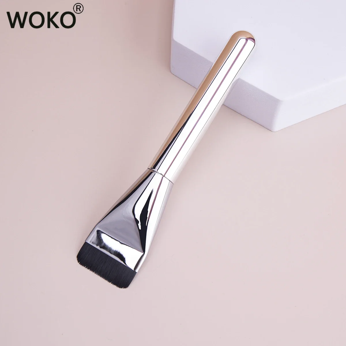 Ultra Thin Foundation Brush Li - Beauty Queen Makeup reseña y precio