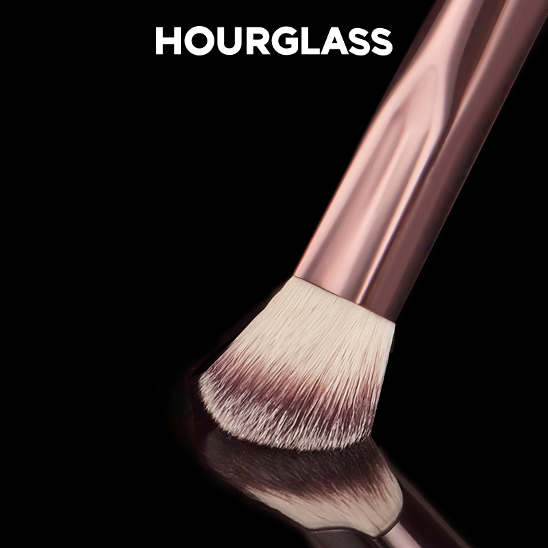 Hourglass Makeup Brush- No.19  - Beauty Queen Makeup reseña y precio